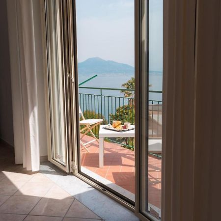 Amazing Sea&Vesuvio View Suite Vico Equense Bagian luar foto