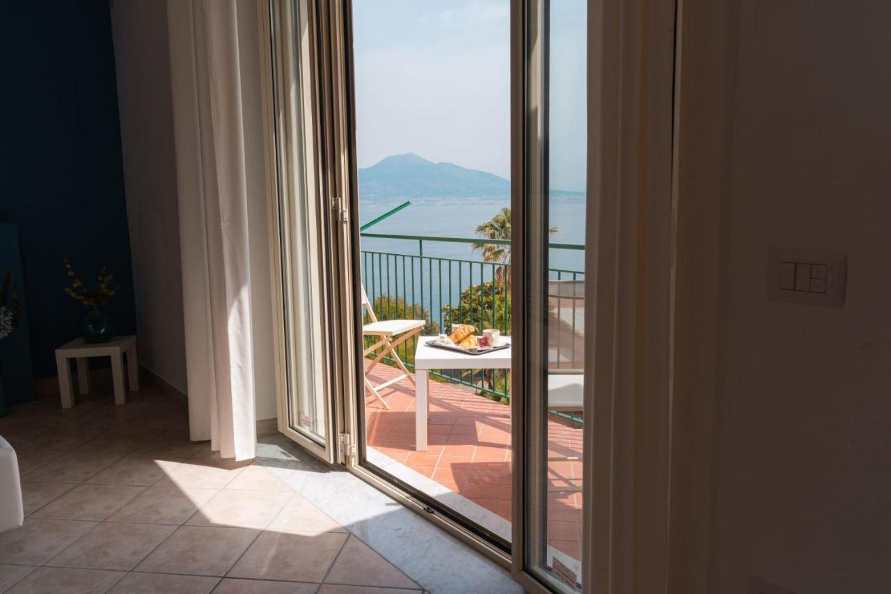 Amazing Sea&Vesuvio View Suite Vico Equense Bagian luar foto
